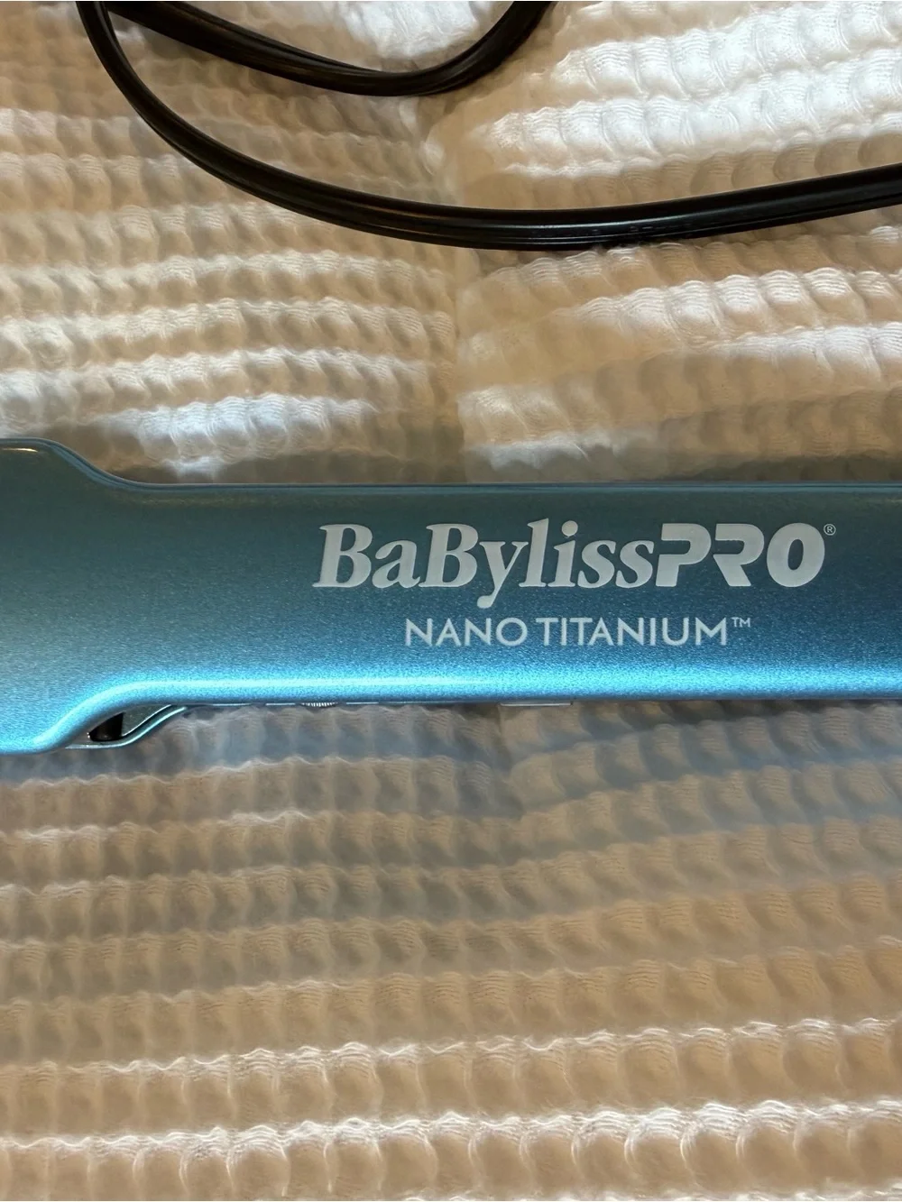 BaBylissPRO Nano Titanium Flat Iron 1 1/2”
